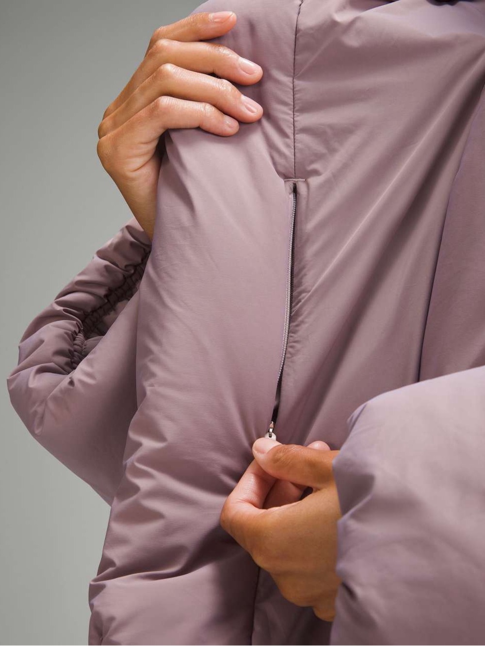 2. Lululemon Hooded Insulated Wrap Heathered Light Orbit Puffer Coat NWT - Picture 9 of 13